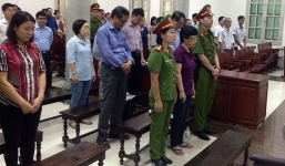 Nạn nhân tức giận xúm vào đòi tiền tại phiên xét xử cựu đại biểu Thu Nga