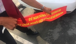 Cùng với TP.HCM, Hà Nội yêu cầu gỡ bỏ khẩu hiệu phản đối Uber, Grab