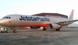 Máy bay Jetstar Pacific bị sét đánh tại Vinh