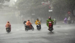 Tin thời tiết mới nhất 10/10: Áp thấp giật cấp 9 đổ bộ Hà Tĩnh