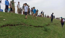 Xuất hiện vết nứt dài hơn 200m trên thân đê sông Chu ở Thanh Hóa