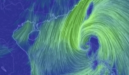Bão số 11 tiếp tục mạnh lên, cách Hoàng Sa 630km