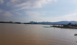 Vỡ đê ở Chương Mỹ: Một học sinh đuối nước tử vong