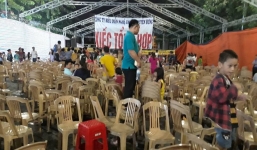 Đoàn xiếc bỏ chạy vì 'treo đầu dê bán thịt chó' bị người dân đòi lại tiền vé