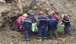 Vụ 18 người bị vùi lấp ở Hòa Bình: Tìm thấy nửa thi thể