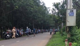 Phát hiện thi thể nam giới dưới mương nước nghi bị sát hại