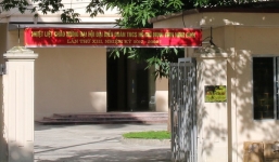 Giám đốc Sở tát lái xe vì đi nhầm đường xin từ chức