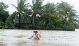 Biển Đông xuất hiện áp thấp, Nam Bộ mưa lớn