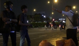 Vụ sinh viên Hutech tử vong: xuất hiện người lạ dằn mặt phóng viên