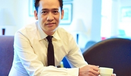 Phản ứng bất ngờ của Duy Mạnh khi bị một khán giả lao vào hành hung