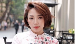 Tóc Tiên ẩn ý tố bầu show quỵt tiền gần nửa năm chưa trả