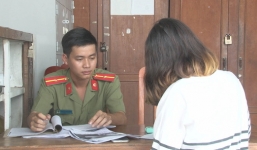 Thiếu nữ đăng ảnh kẻ biến thái rạch tay phụ nữ để 'câu like'