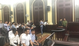 Tổng giám đốc VN Pharma ngất xỉu tại tòa khi nghe lệnh bị bắt giam