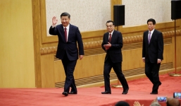 Trung Quốc ra mắt 7 lãnh đạo cao nhất khóa mới, ông Tập tiếp tục được bầu làm Tổng bí thư 