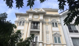 Tiết lộ những hình ảnh hiếm thấy trong biệt thự chục tỷ của Minh Hằng