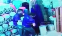 Không muốn bị nữ giới trẻ tuổi hơn sai khiến, hai nam công nhân giết hại sếp dã man