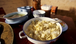 8 món ăn kinh điển nghe tên là nhớ ngay đến thời bao cấp