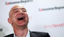 Vượt mặt Bill Gates, ông chủ Amazon vừa trở thành người giàu nhất thế giới