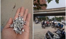 Hàng loạt xe máy nổ lốp tập thể vì đinh rơi vãi trên đường