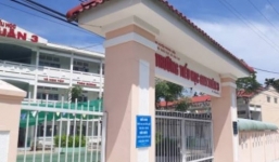 Hàng loat giáo viên, lãnh đạo bỏ dạy học đi du lịch Đà Nẵng