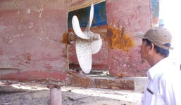 Kỷ luật 6 cán bộ liên quan đến vụ tàu cá vỏ thép hư hỏng