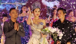 Thứ trưởng Vương Duy Biên: 'Có người phẫu thuật thẩm mỹ đến mức iPhone 8 không nhận ra!'