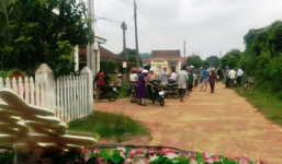 Trưởng thôn chặn xe cưới thu nợ: Nếu xin lỗi thì không còn danh dự gì của thôn cả!