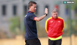 HLV Hoàng Anh Tuấn tiết lộ sự thật đáng buồn sau màn đả bại Macau