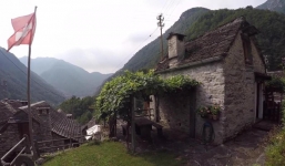 Kỳ lạ ngôi làng chỉ có 13 cư dân và đây là cách người ta cứu vãn nó khỏi bị bỏ hoang