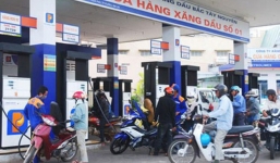 Xăng dầu tăng giá đồng loạt từ 15h00 chiều nay (4/11)