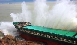 Bình Định: 9 tàu bị bão số 12 nhấn chìm, nhiều người khác mất tích trên biển