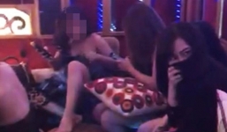 Đột kích quán karaoke chui, phát hiện hơn 20 người dương tính với ma túy