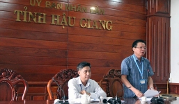 Lãnh đạo tỉnh  Hậu Giang thông tin guyên nhân khiến 500 học sinh bị ngộ độc sau khi uống sữa miễn phí