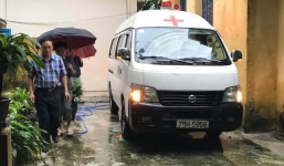 Vượt rào vào kí túc xã, nữ sinh viên năm cuối ngã tử vong