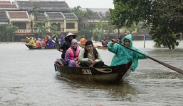 Thủ tướng gửi thư biểu dương hành động dũng cảm cứu người trong bão dữ