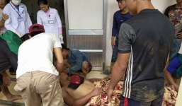 Nhà đổ sập trong mưa lũ, vợ mang thai tử vong, chồng gãy 2 chân