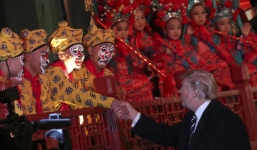 Tổng thống Trump dự quốc yến, xem Kinh kịch ở Tử Cấm Thành