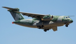 Hết hồn phi công cứu máy bay khỏi thảm họa khi còn cách mặt đất chỉ 300 m