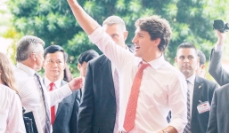 Quán cafe ở Sài Gòn mà Thủ tướng Canada ghé uống: 'Ông và người ngồi cùng bàn đều uống cafe sữa pha phin và khen ngon'