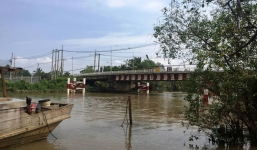 TPHCM: Người phụ nữ nhảy cầu Gò Công tự vẫn