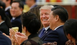 Chuyến thăm Trung Quốc giúp ông Trump có “món quà” 253 tỷ USD 