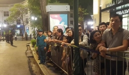 Người dân Hà Nội háo hức chờ đón Tổng thống Trump