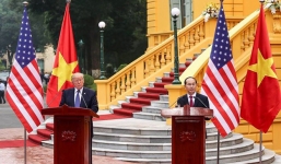 TT Trump bất ngờ hé lộ dòng tweet về Triều Tiên từ Việt Nam