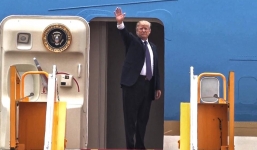 Tổng thống Trump 'khoe ngày tuyệt vời ở Hà Nội' trên Facebook