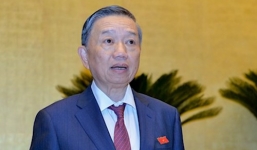 Bộ trưởng Công an : 'Chặn Internet thì ta không chơi được với ai'