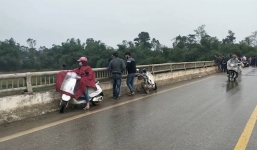 Tìm thấy thi thể thầy giáo nổi dưới chân cầu