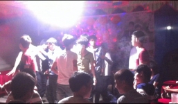 Hỗn chiến trong đám cưới vì nhà trai chê loa đám cưới nhà gái... tậm tịt