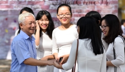 Ngày 20/11, Sở GĐ&ĐT TP.HCM chỉ đạo không nhận hoa chúc mừng