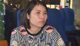 Mẹ đẻ run run, cố kìm nén quay clip con trai bị mẹ kế đánh để làm bằng chứng