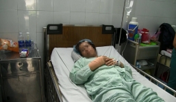 Nữ bác sĩ bị cướp chém trọng thương ở Sài Gòn